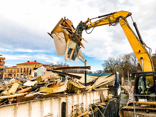 Yard Cleanup Services in Raleigh Hills, OR